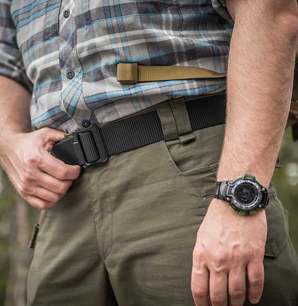 Pilgrim Pants coyote-oliv