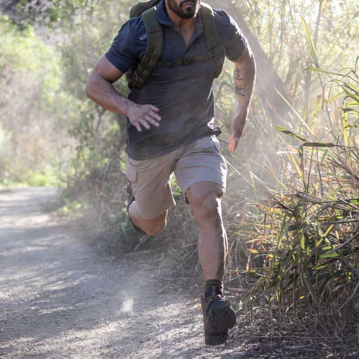 Stryke 11" Short, khaki