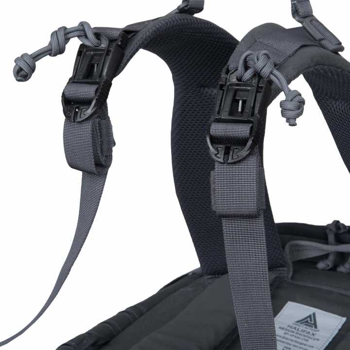 Halifax 40l Medium Rucksack schwarz